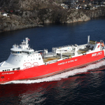 Norwegowie przenoszą transport milionów ton ładunków z dróg na morze