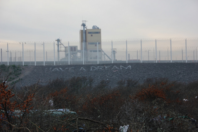 Kryzys imigracyjny w Europie: trwa likwidacja części „dżungli” w Calais