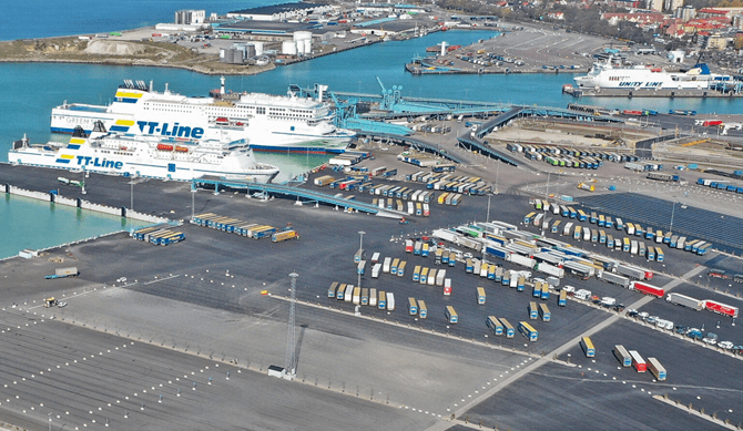 Ferry crossings to Sweden for trailers
