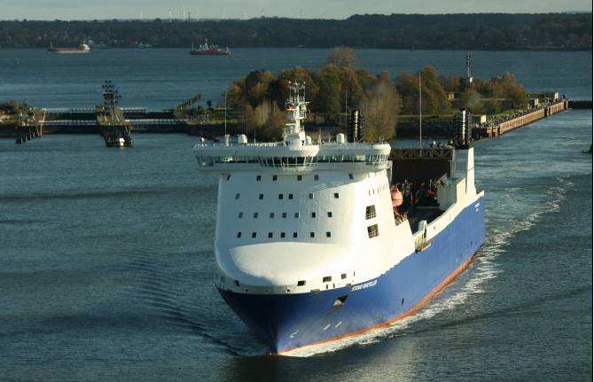 Koniec umowy czarteru między DFDS i Stena Line